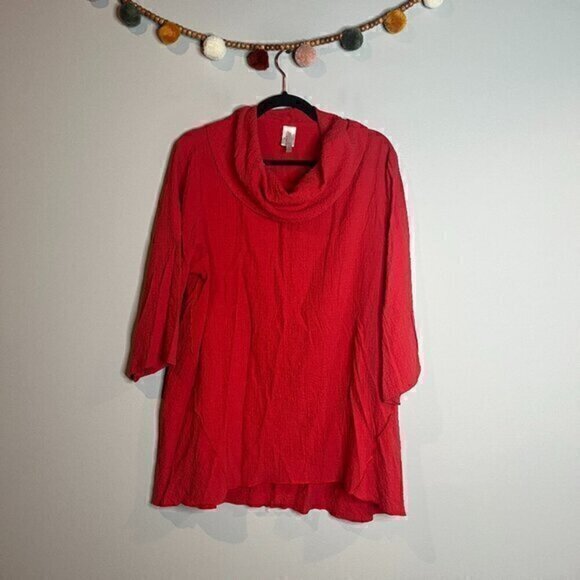 KIYO red crinkle gauze cowl neck top - Picture 1 of 4